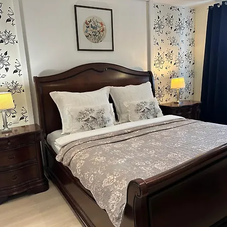 Topolova With Free Private Parking Apartamento