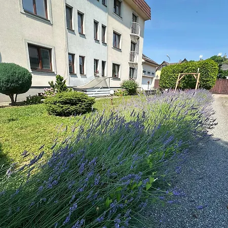 Apartamento Topolova With Free Private Parking