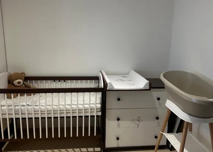 דירה Topolova With Free Private Parking - Centre - Near Old Town - Large Terrace & Air Conditioning *